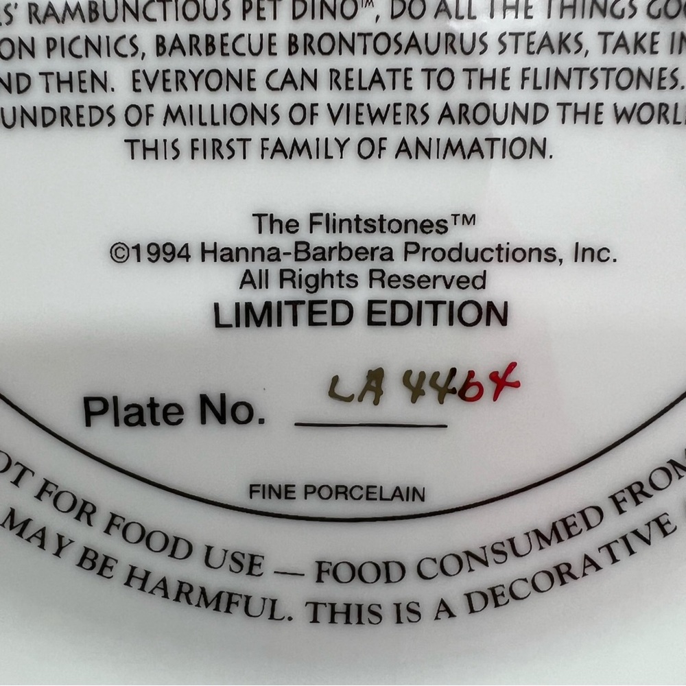 The Flintstones "Modern Stone-Age Woman" Collector Plate - Picture 6 of 9